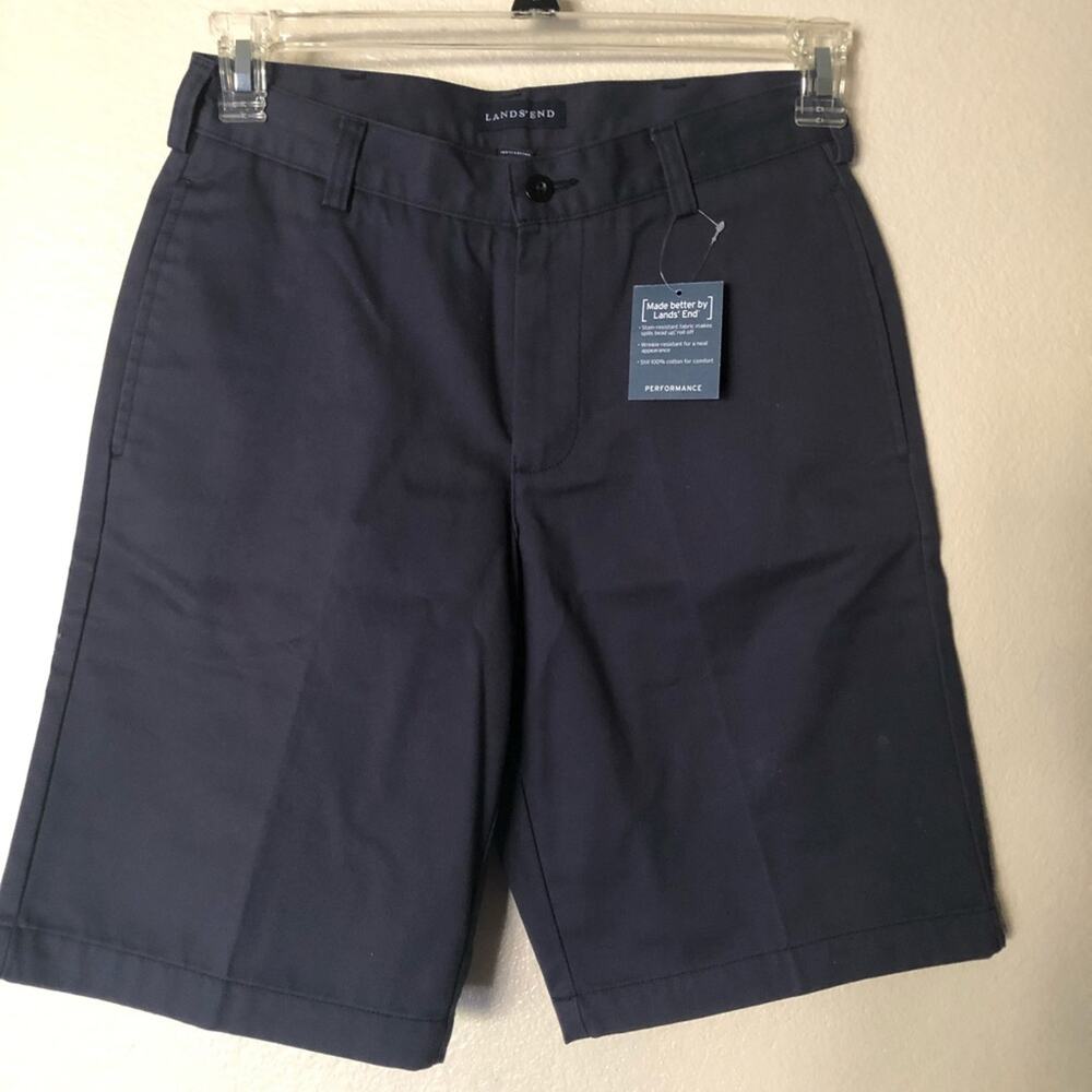 Lands End Navy Blue Bermuda walking shorts 28”